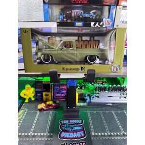 M2 Machines CHASE 1/24 Squarebody Syndicate 73 Chevy Cheyenne Super 10 greenbean